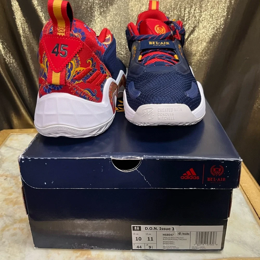 π΅π΄ Adidas D.O.N. Issue 3 Sneakers β Navy & Red π΄π΅ - Picture 2 of 9